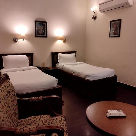 Hotel Sepal Bathinda Buitenkant foto