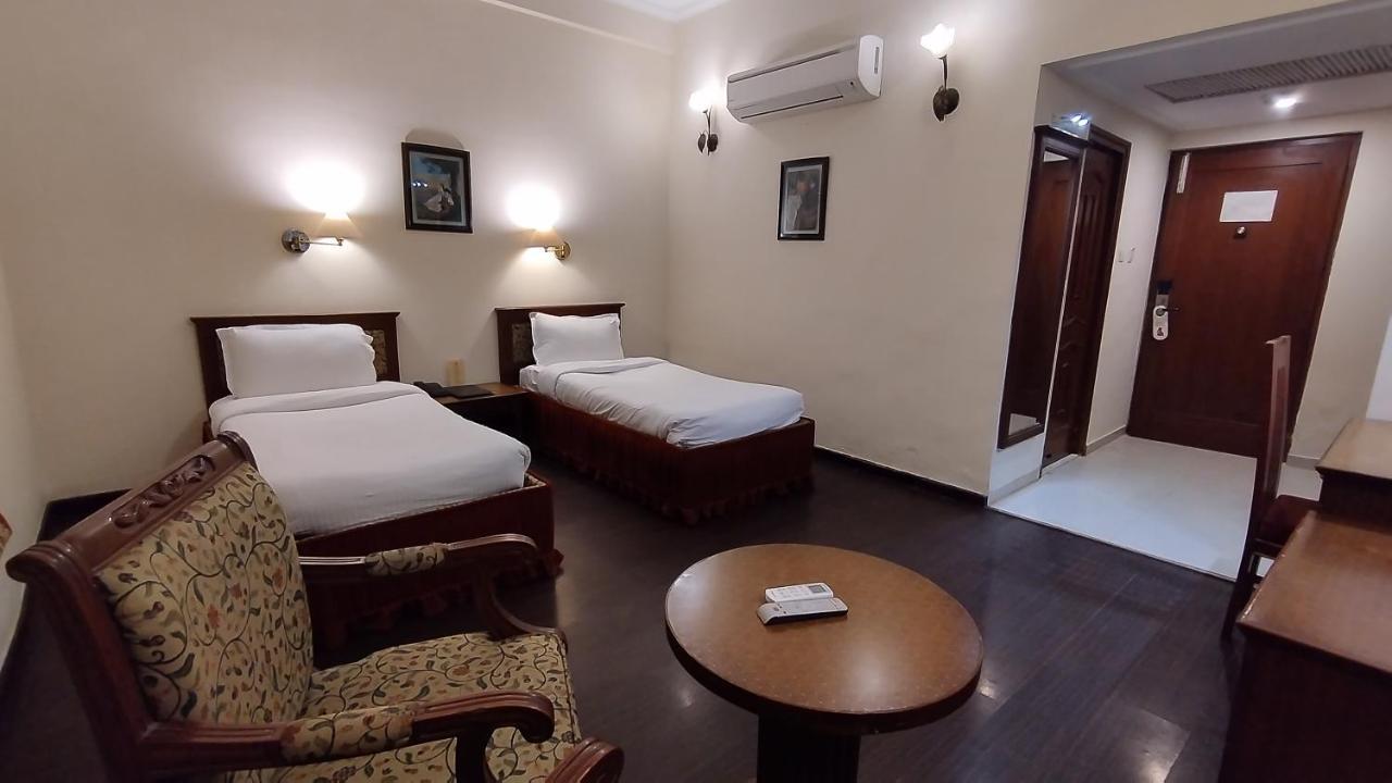 Hotel Sepal Bathinda Buitenkant foto