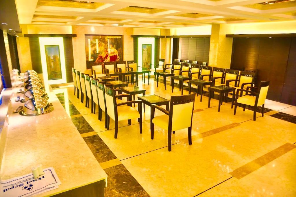 Hotel Sepal Bathinda Buitenkant foto