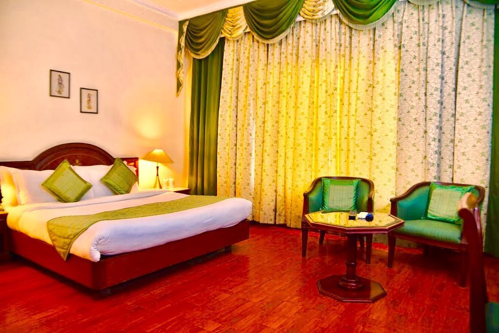 Hotel Sepal Bathinda Buitenkant foto